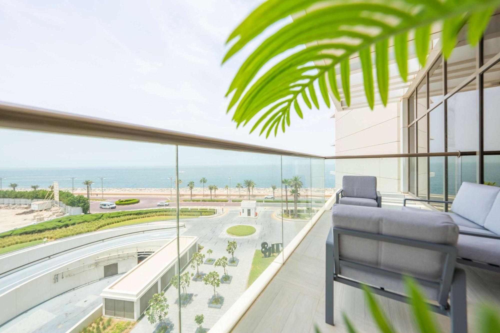 Spacious Beachfront 2 Bedroom Apartment - The 8 Dubai Exterior foto