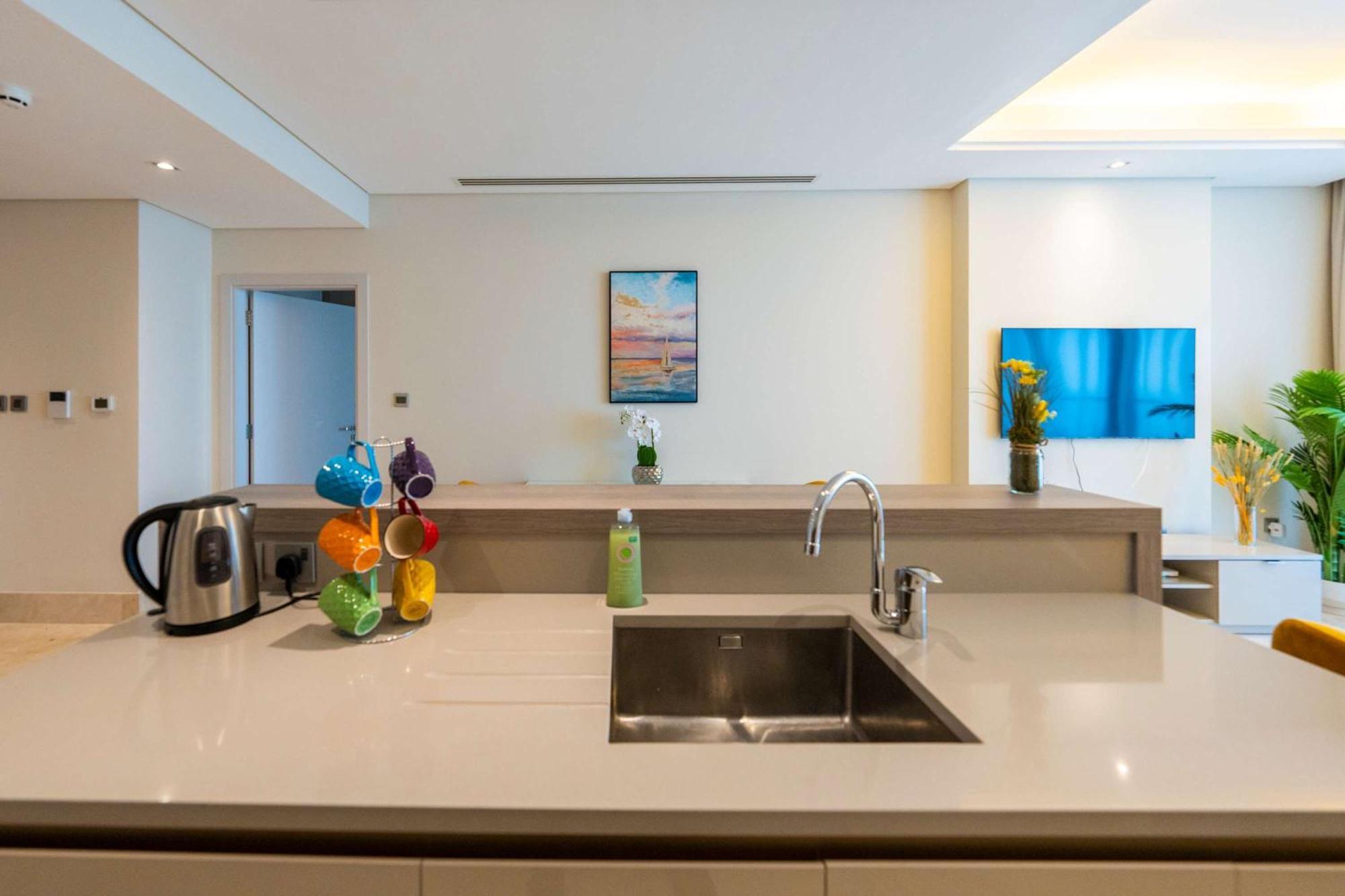 Spacious Beachfront 2 Bedroom Apartment - The 8 Dubai Exterior foto